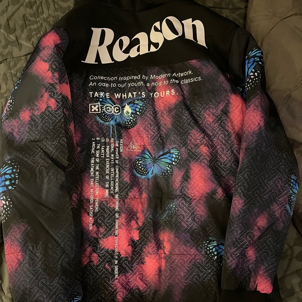 Reason multi colored jacket.. - Picture 4 of 5